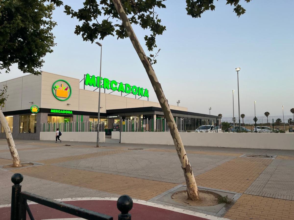 Mercado Y Playa Isla Cristina Kültér fotó